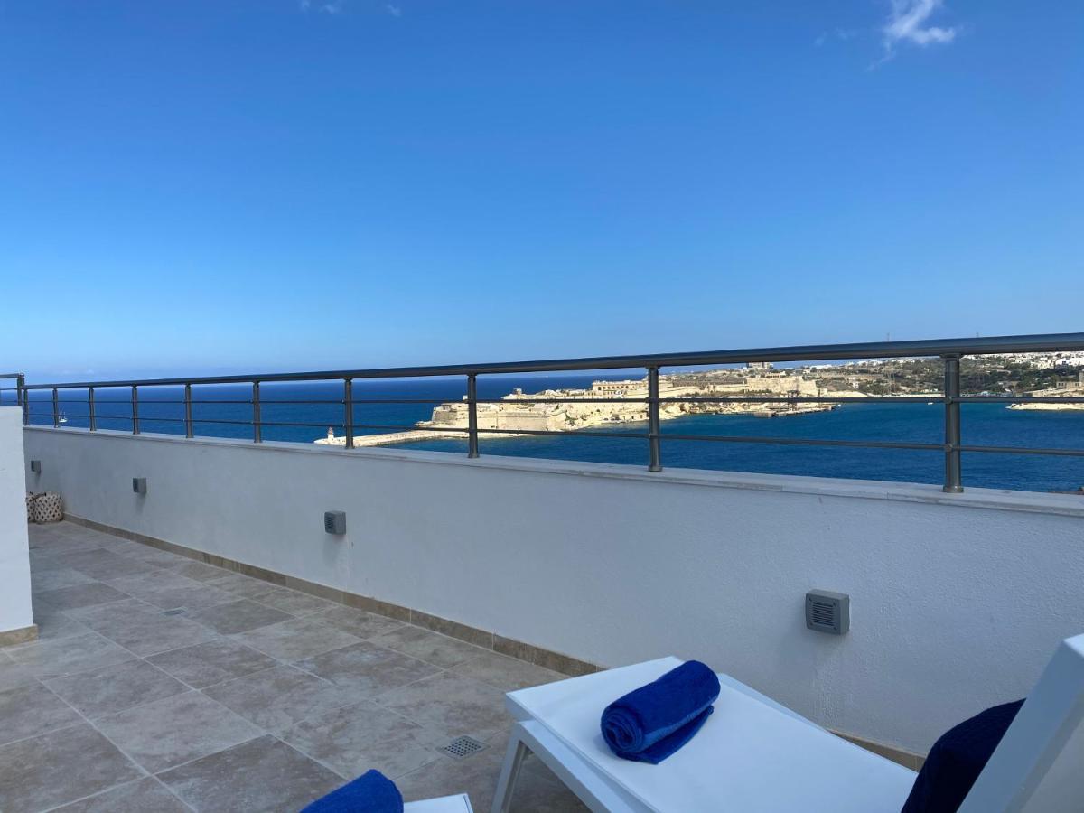 Valletta Luxury 4-Bedroom Duplex With Stunning Sea Views Private Terrace And Jacuzzi מראה חיצוני תמונה