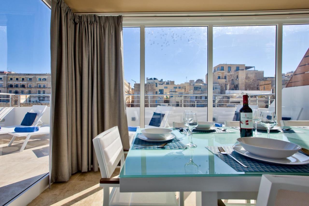 Valletta Luxury 4-Bedroom Duplex With Stunning Sea Views Private Terrace And Jacuzzi מראה חיצוני תמונה